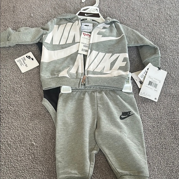 Nike Other - Nike Gray Sweatpants Relaxed Fit Tapered Leg
